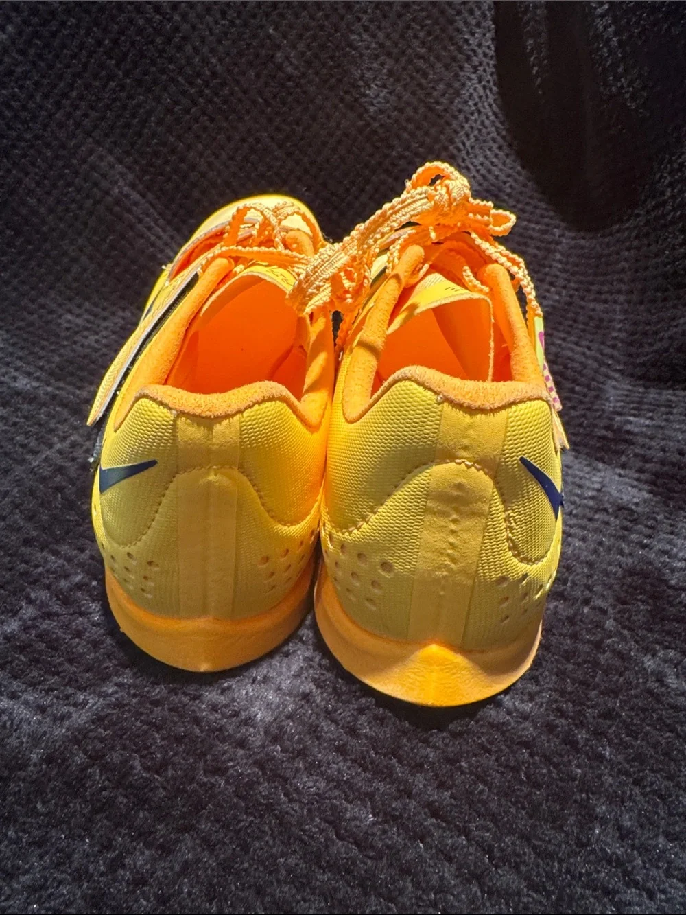 Nike Men’s Orange Long Jump Cleats with Purple Swoosh FZ9326-800 size 6 NWOB